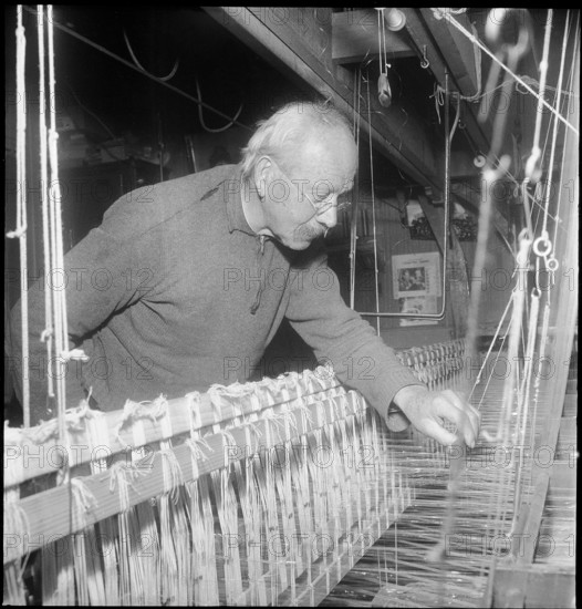 Home passementerie (silk ribbon weavers) at work, 1948