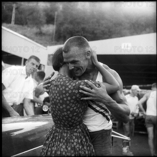 Olympic Games Rome 1960: Olympic champion Ted Nash and his wife