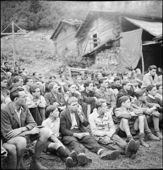 Camp for young Swiss abroad; 1944
