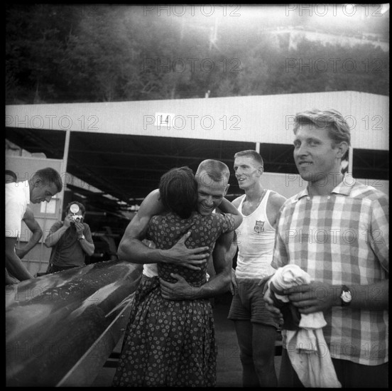 Olympic Games Rome 1960: Olympic champion Ted Nash and his wife