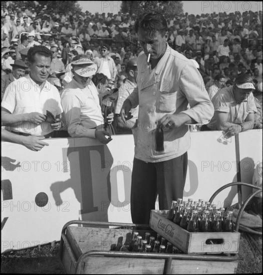 Football World Cup in Switzerland 1954: CocaCola seller