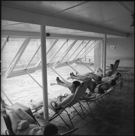 Zurzach Thermal Baths, relaxation room; 1956