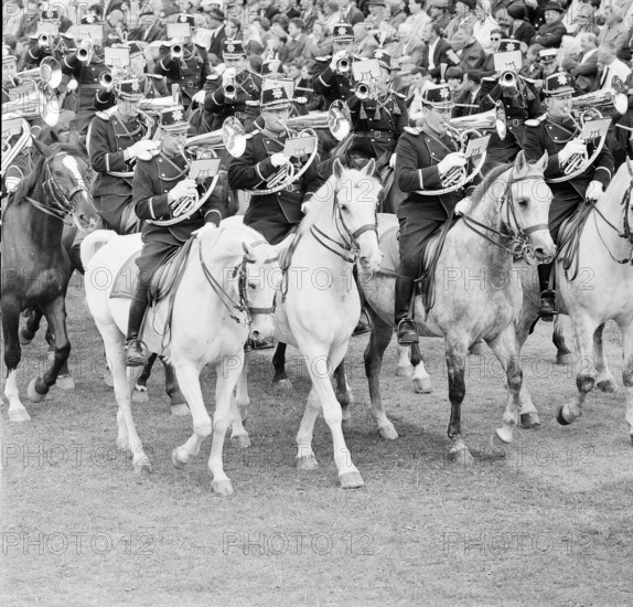62nd MarchéConcours Saignelégier, mounted brass band Bern, 1965
