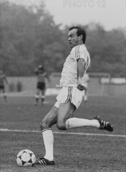 UEFA Cup 1985/86: Xamax Neuchatel Lokomotiv Sofia; Ruedi Elsener