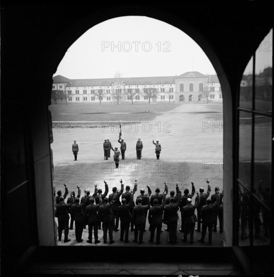 HD, Auxiliary Service; Oath of Allegiance; 1941