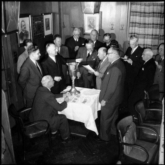 First round draw of the 1954 World Cup: Landolt, Rous, Thommen