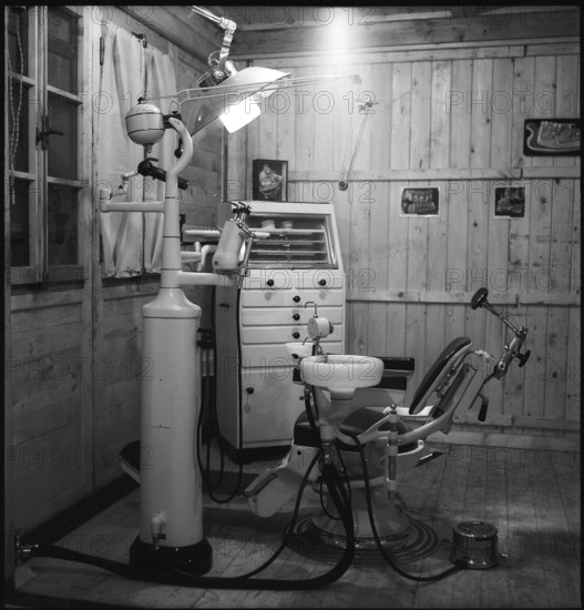 After World War II: Emergency dental clinic for Le Havre, 1945