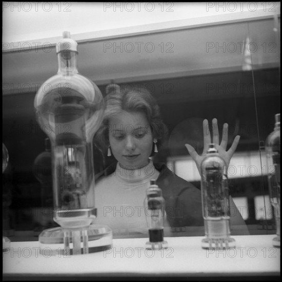 FERA 1953: Electron tubes