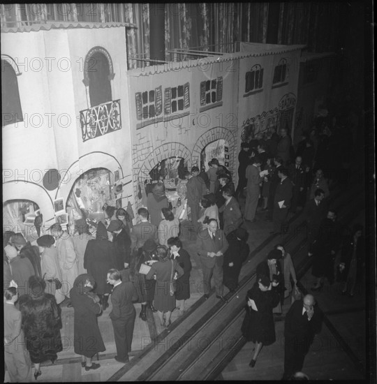WWII: Bazaar for the benefit of Italian internees in Switzerland and war victims, Zurich 1945