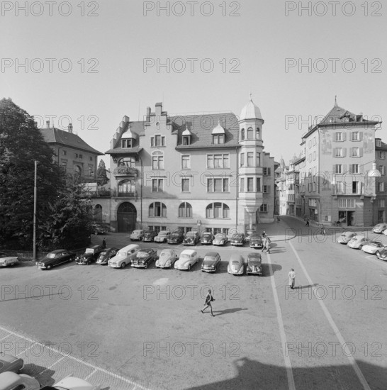 Hirschengraben parking lot