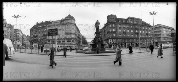 Alfred Escher Memorial at Bahnhofplatz Zurich 1956