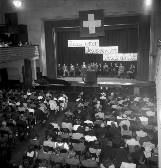 Assembly of the Father Divine sect, 1949