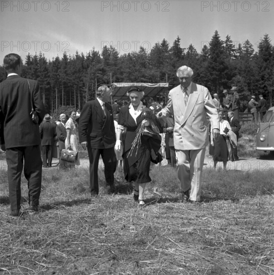 Assembly of the Father Divine sect, 1953