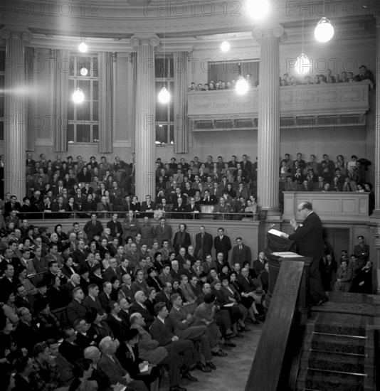 Paul-Henri Spaak speaking about The new Europe, Zurich 1949