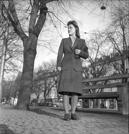 Woman wearing a rayon suit, 1941.