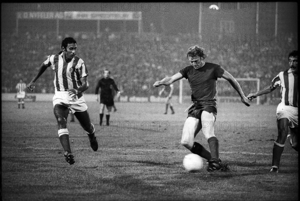 Cup winners cup 1975/76: FC Basel - Athletico Madrid; Eigil Nielsen.
