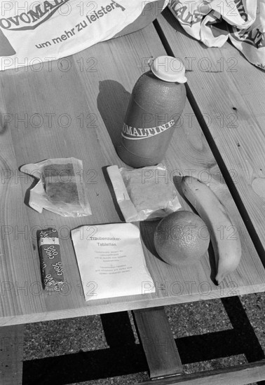 Tour de Suisse 1967: Catering for the athletes.