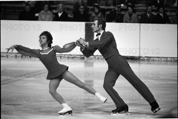 EC in Zurich 1971: Pairs Skating free program.
