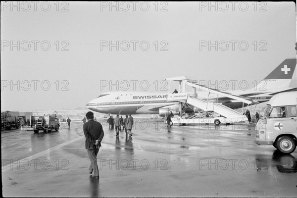 Swissair Jumbo-Jet in Zurich Kloten 1971.
