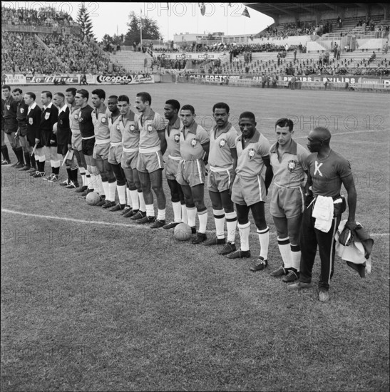 Football WC in Switzerland 1954: Brazil - Mexico.