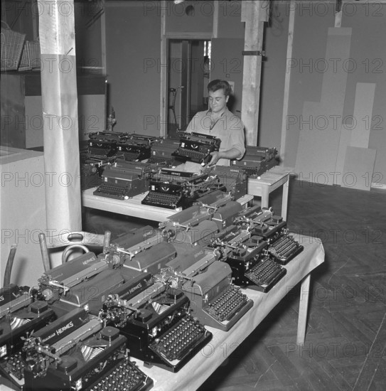 Geneva, the Four Great Powers conference: setting up the press centre; 1955.