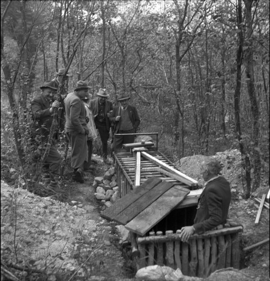 Hunting panthers in Valais, 1946.
