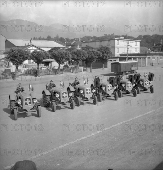 Swiss donation: craftsmen for Luxembourg, 1945.