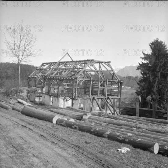 Schlössli estate Lucerne, demolition of the barn; 1962.