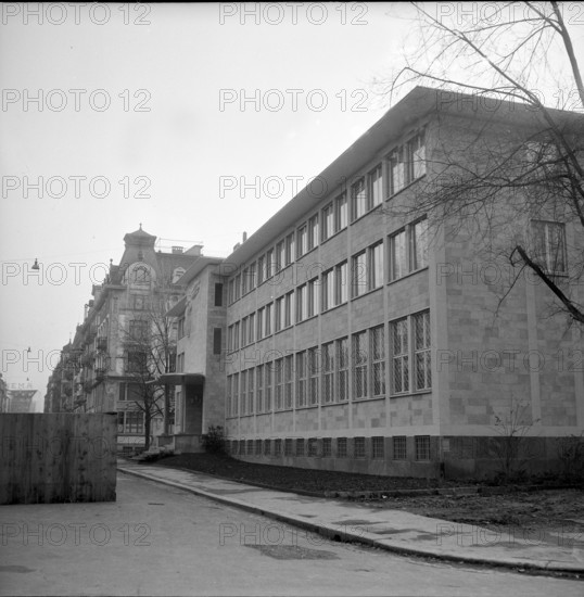 Zentral library Lucerne; 1951.