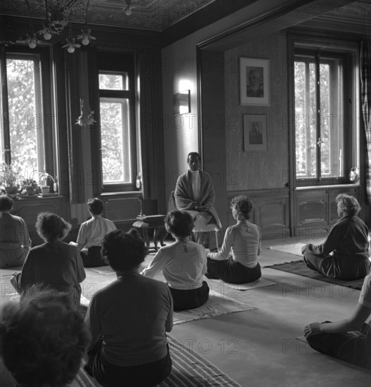 Yoga school in Zurich, 1953.