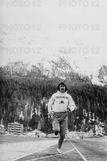 Dave Bedford training in St. Moritz 1972.