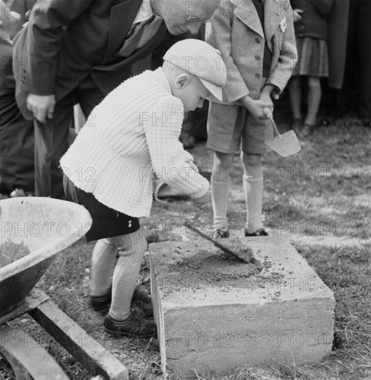 laying of the foundation stone; Pestalozzi Children's Village Trogen 1946.
