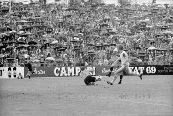 Cup final replay.