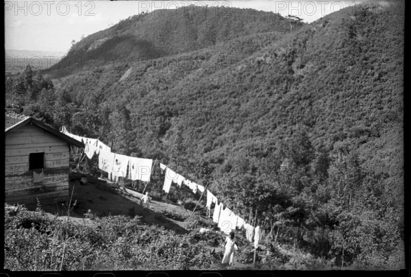 House on the road from Sao Paulo to Santos, Brazil 1950.