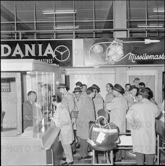 Football WC 1962: Swiss national team departing for Chile.
