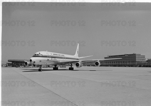 during training landing for a later visit of Emperor Hirohito.