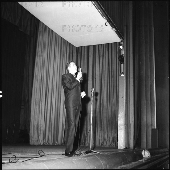 Peter Kraus on tour in Switzerland 1960.