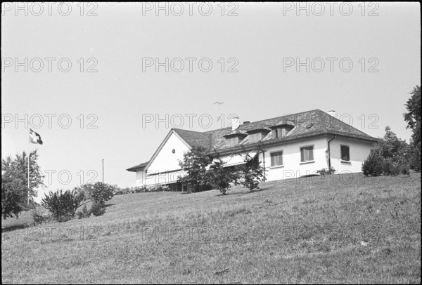 General Mobutu: villa near Lake Geneva, 1968.