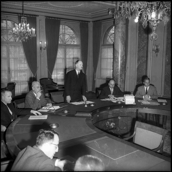 Paul Chaudet, press conference, army reform; 1961.