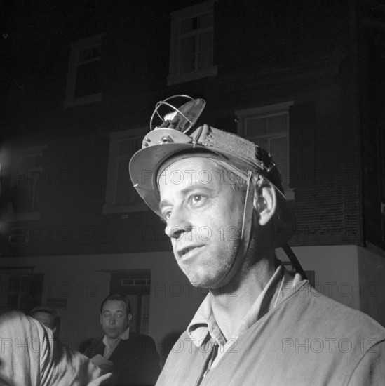 Rescue operation to save the Hölloch grottos explorers, 1952.