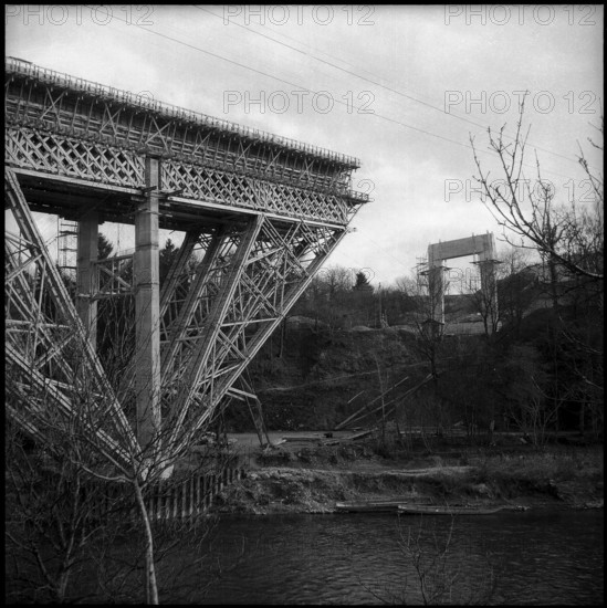 Weinland bridge under construction; 1957.