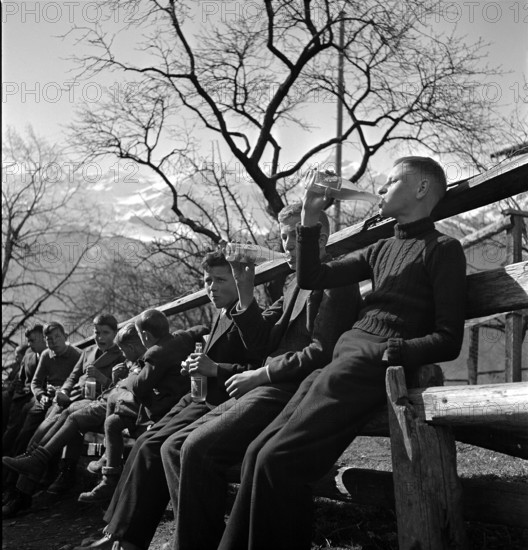 Pupils celebrating the end of the school year, 1943.