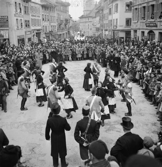 Dance at carnival parade in Payerne, 1946.