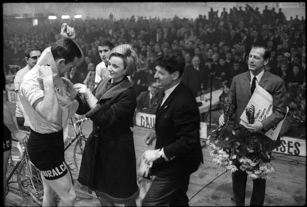 The, Zurich, Six, Days, 1966:, Prize, presentation, with, Heidi, Abel., (Photo, by:, RDB/Dukas/Universal, Images, Group, via, Getty, Images)