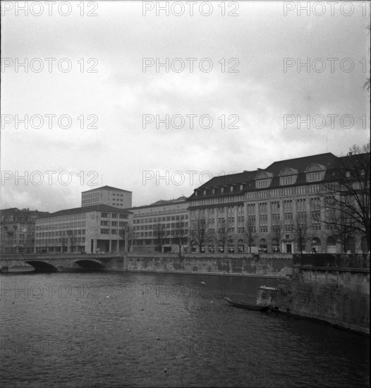 Kaspar-Escher-Haus, Neumühlequai; 1941.