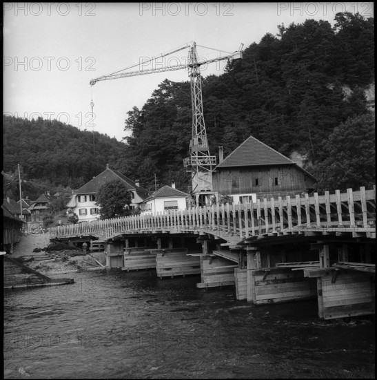 Gümmenen, bridge under construction; 1959.