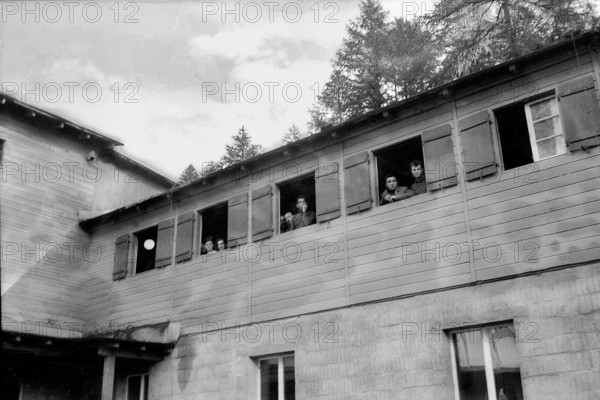 Mattmark, foreign workers, barrack, 1965.
