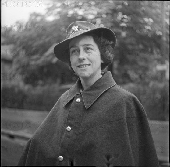 Women during World War 2; postwoman; 1940.