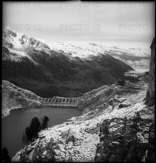 Cleuson dam under construction 1948.