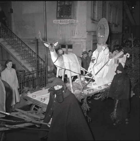 Santa Claus on a sledge in Arth in 1950.